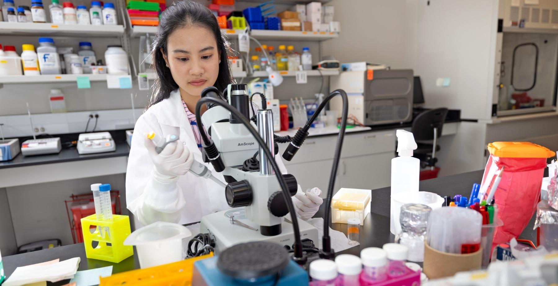 Chanakan “Nam” Suwanbongkot, Ph.D., a 2026 alumna of the Whiddon College of Medicine's Basic Medical Sciences Graduate Program, is studying the transmission of tick-borne bacteria. data-lightbox='featured'